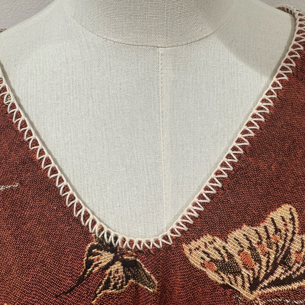 Butterfly Print Poncho - Picture 11 of 12